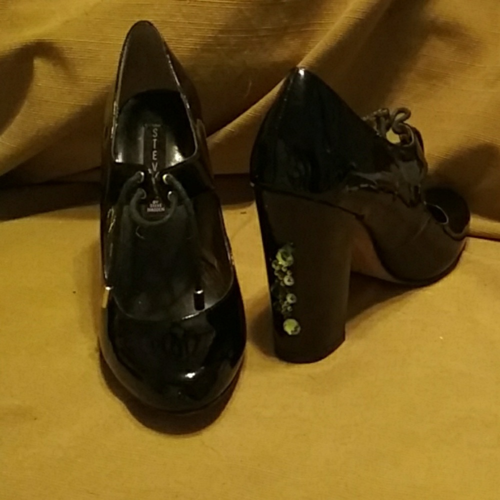 Steven heels